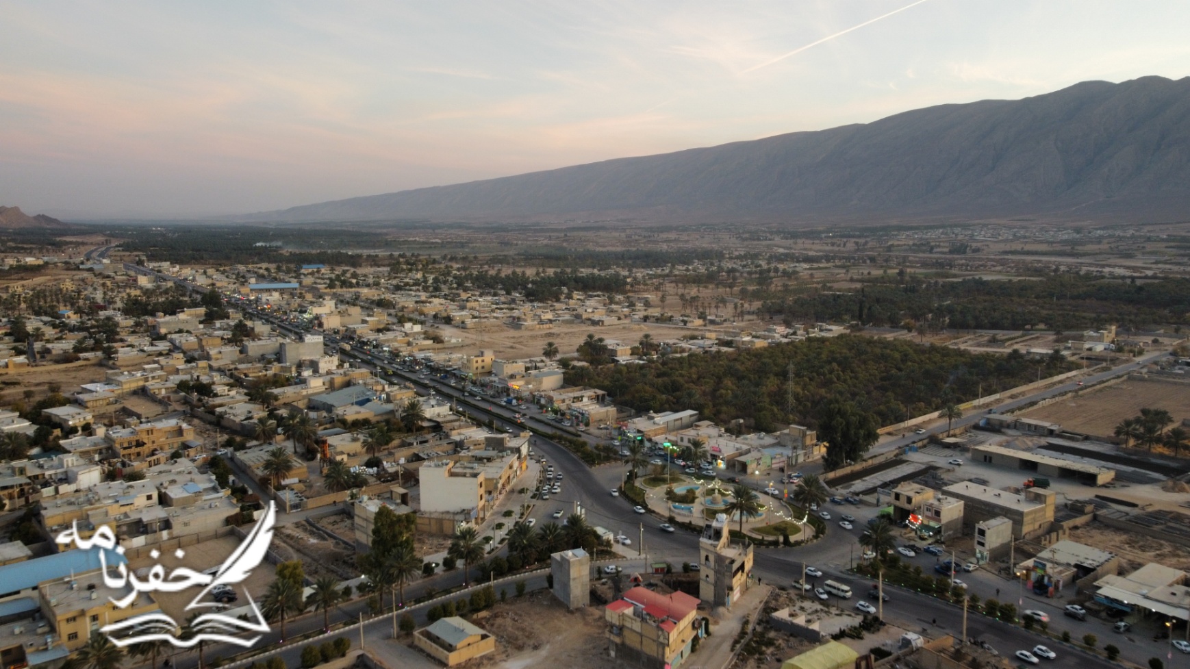 نمایی از میدان گل نرگس خفر